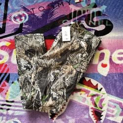 Fashion Nova Camo Cargos 