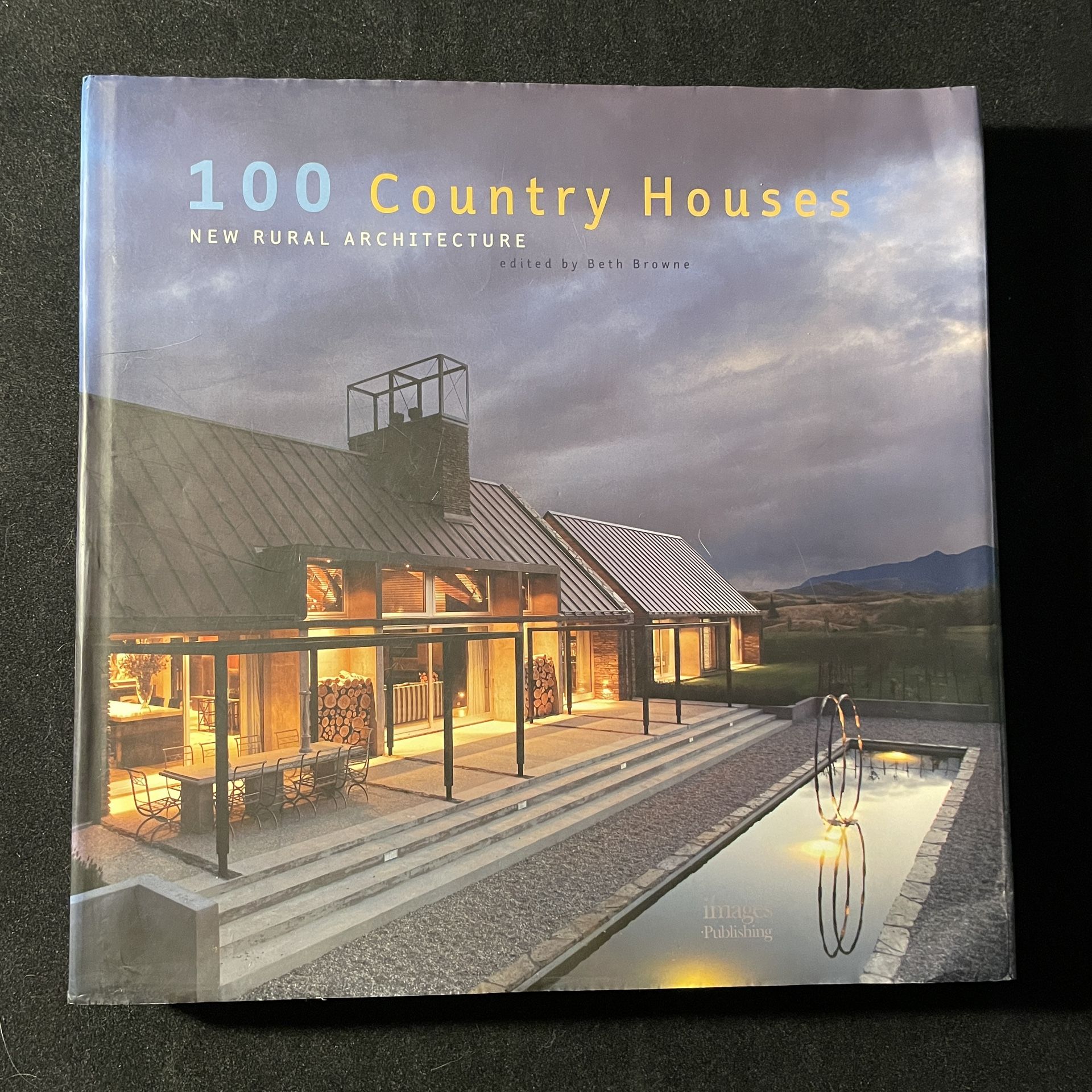 100 COUNTRY HOUSES: NEW RURAL ARCHITECTURE By Beth Browne - Hardcover
