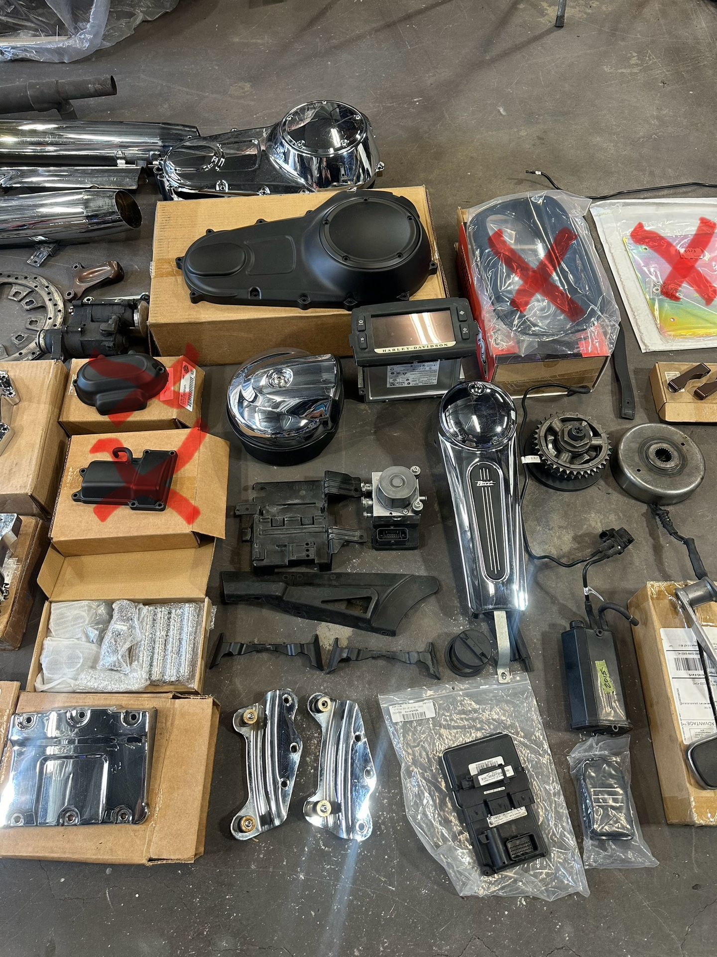 Harley Road Glide/Street Glide Parts