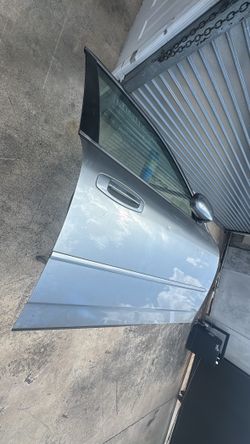 Infiniti G35 G37 Sedan Front Door