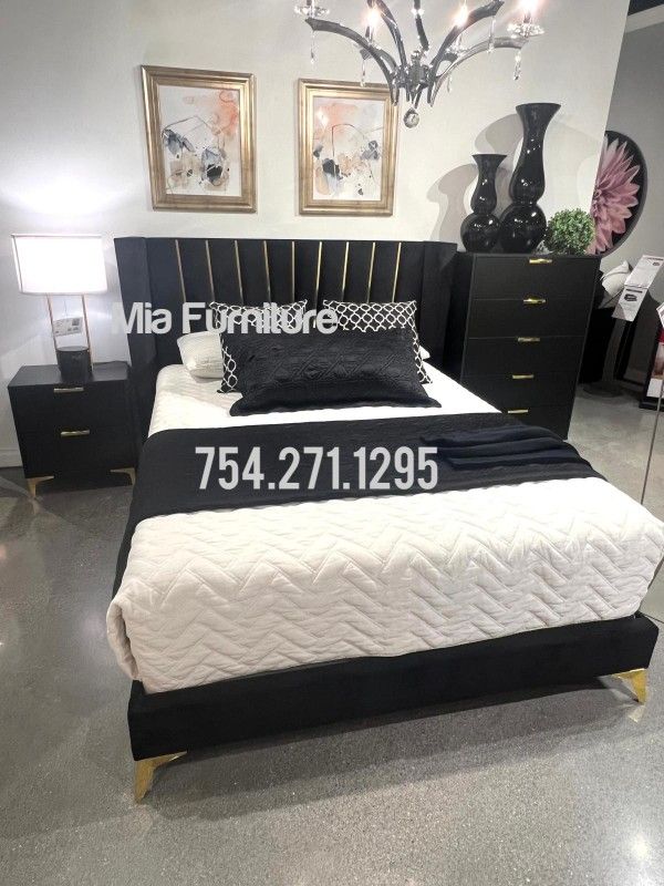 Bedroom Set 3 Pcs NEW Black And Gold Finance Available 