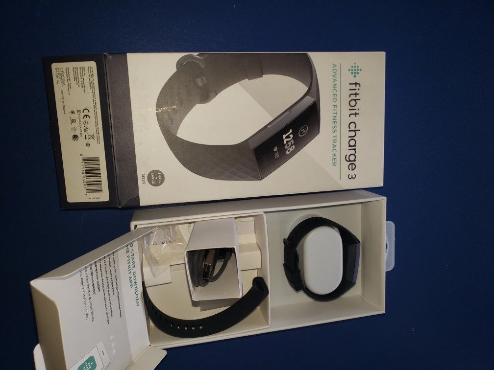 Fitbit  Charge 3 New 