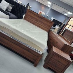 I Sell A Bedroom Set, Ask For Price
