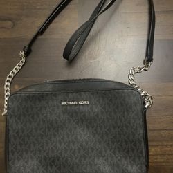 Michael Kors Crossbody