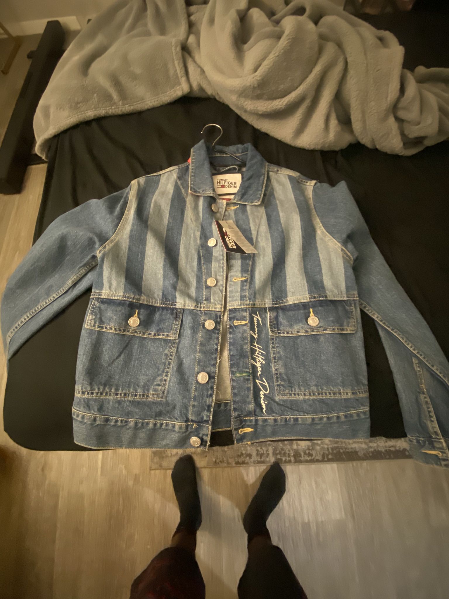 TOMMY HILFIGER JEAN JACKET