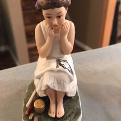 Dave Grossman Designs Figurine