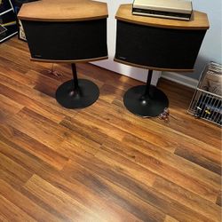 BOSE 901 SERIES V SPEAKERS WITH EQ AND TULIP STANDS $1000 FINAL PRICE 