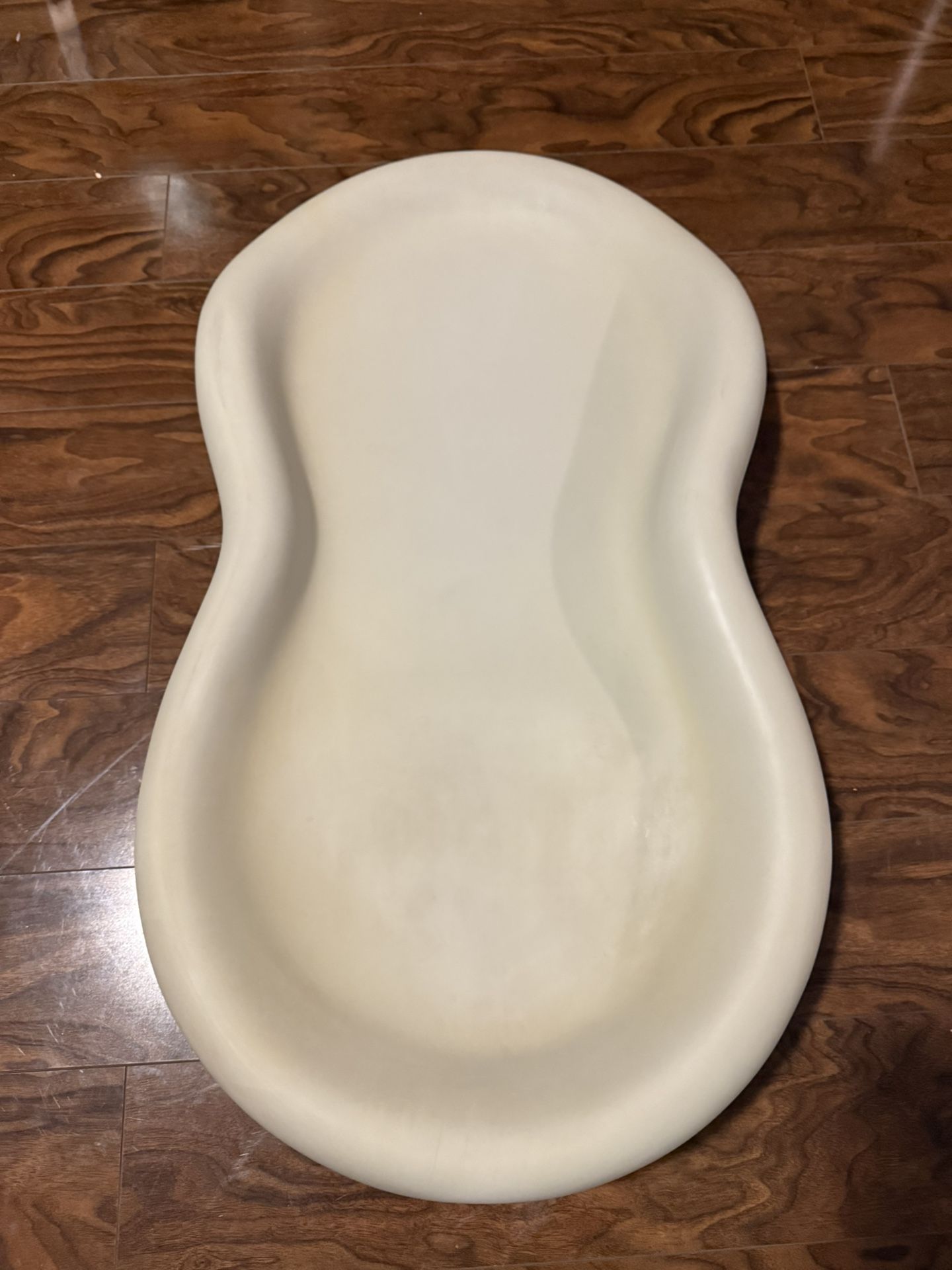 Keekaroo peanut change pad