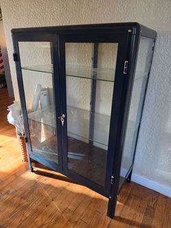 Display case