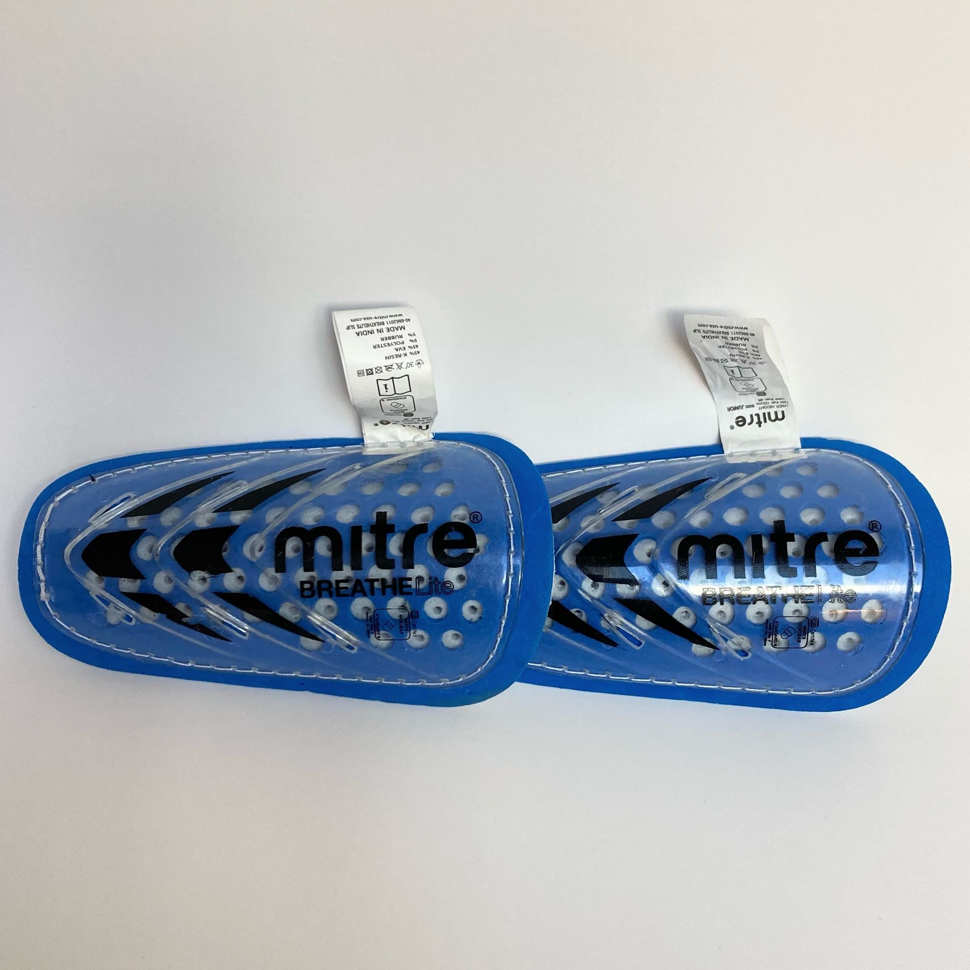 Mitre Junior Breathelite Soccer Shinguards