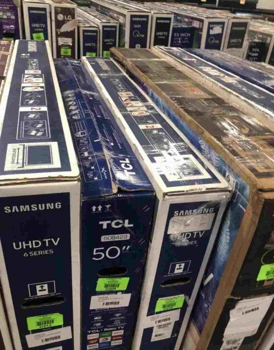 HUGE TV EVERYTHING MUST GO Walk ins Welcomed WTB