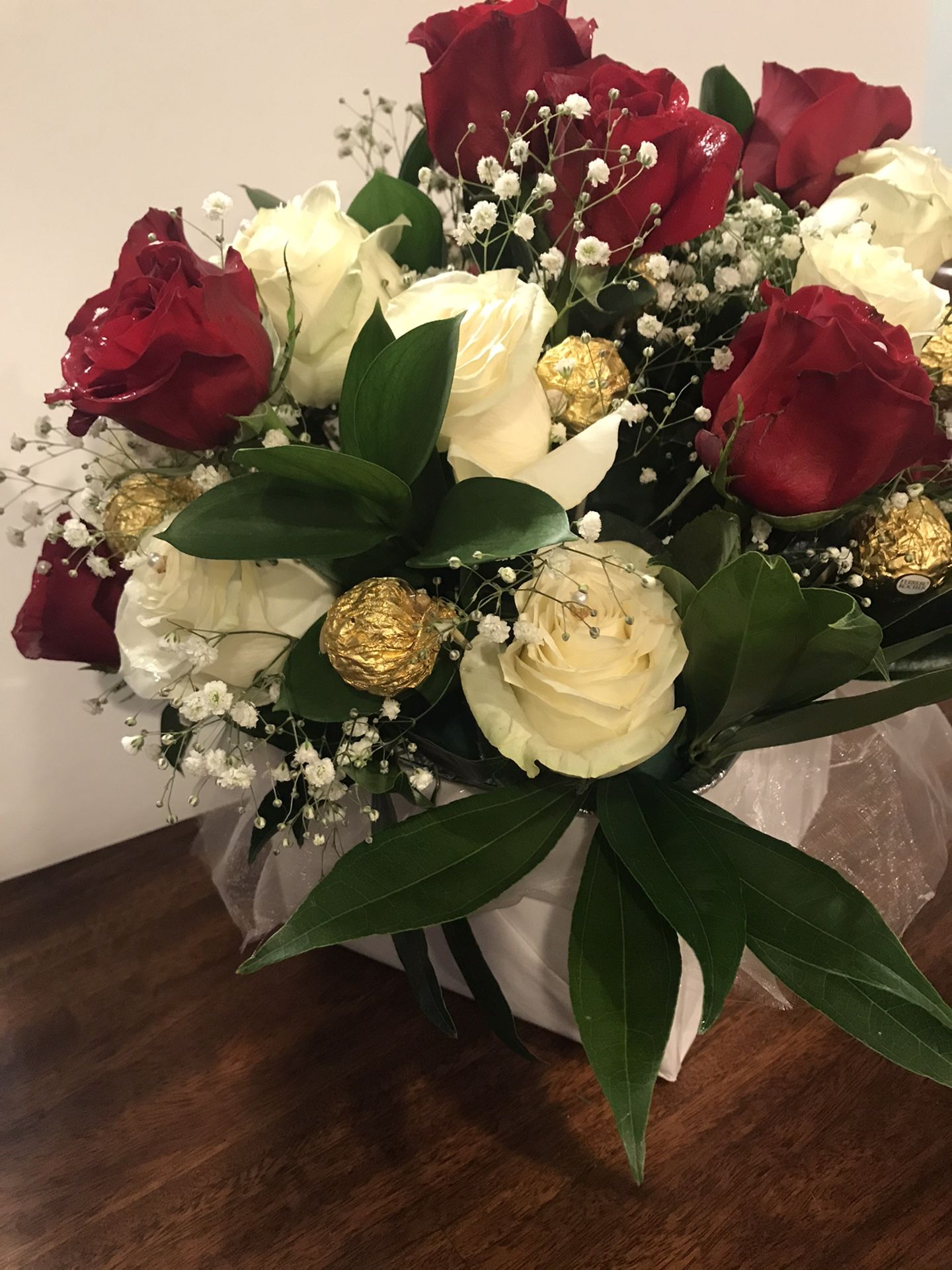 Flowers Arrangement- Rose - Chocolate Box Arrangement
