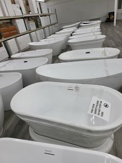 Bathtub, freestanding