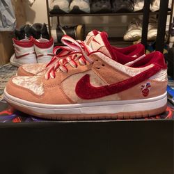 Nike Dunk SB Strangelove