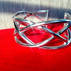 Unsigned Tiffany & Co. Real Sterling Silver Wide Knot Cuff Bracelet 925 Italy