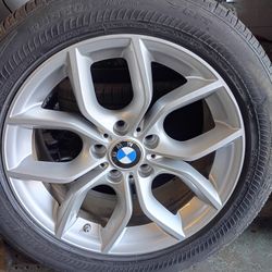 4 8J X18 BMW RIMS WITH TIRES 