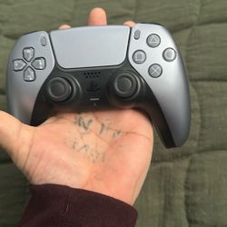 PS5 Controller (Gun metal)