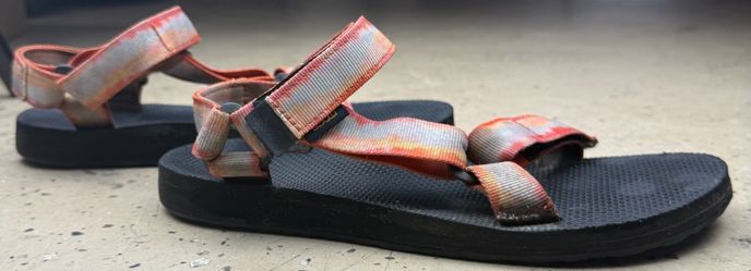 Teva Sandals woman’s  8