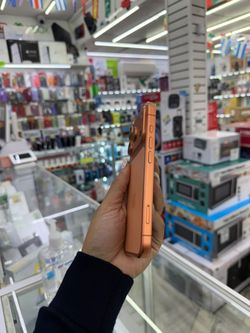 IPHONE 17 PRO  256GB UNLOCKED