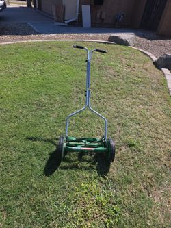 Pushing land mower