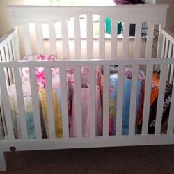 White Crib / Toddler Crib 