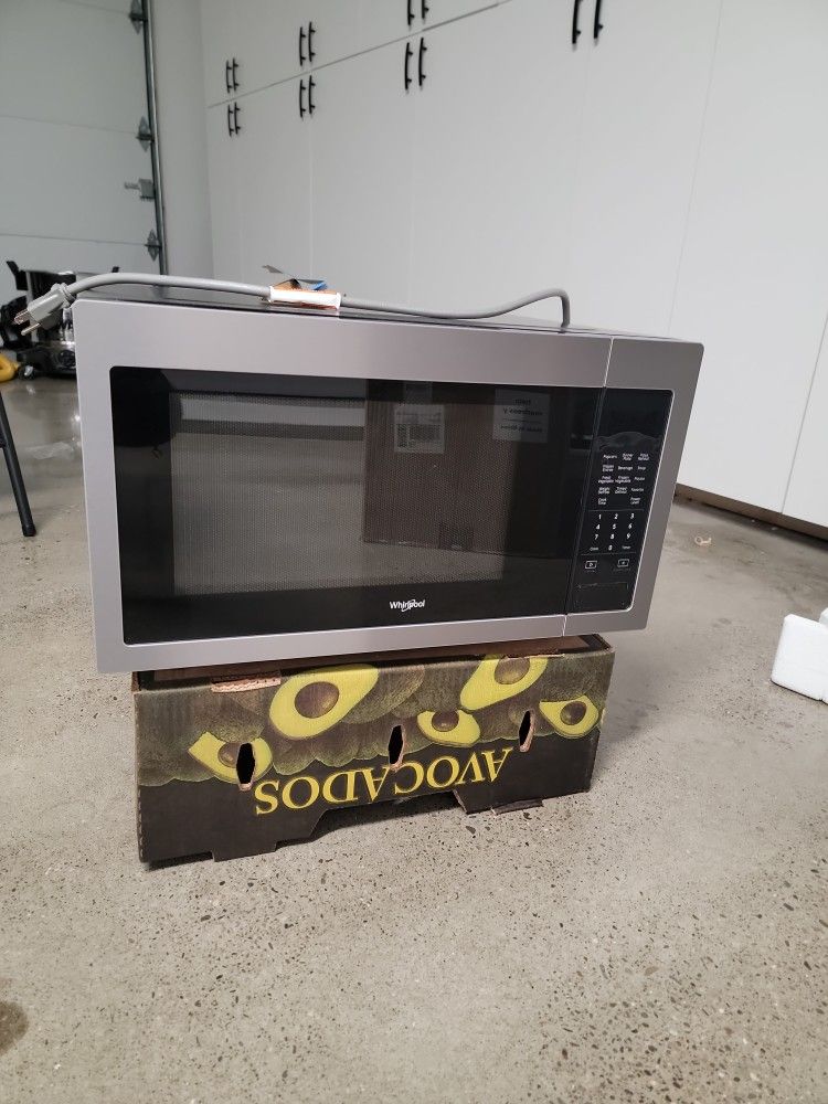 Whirlpool Microwave 