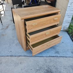 3- Drawer, Gavetero