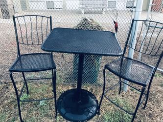 3  PIECES WROUGHT  IRON   BAR HEIGHT  BISTRO SET  WITH  24x34” TOP