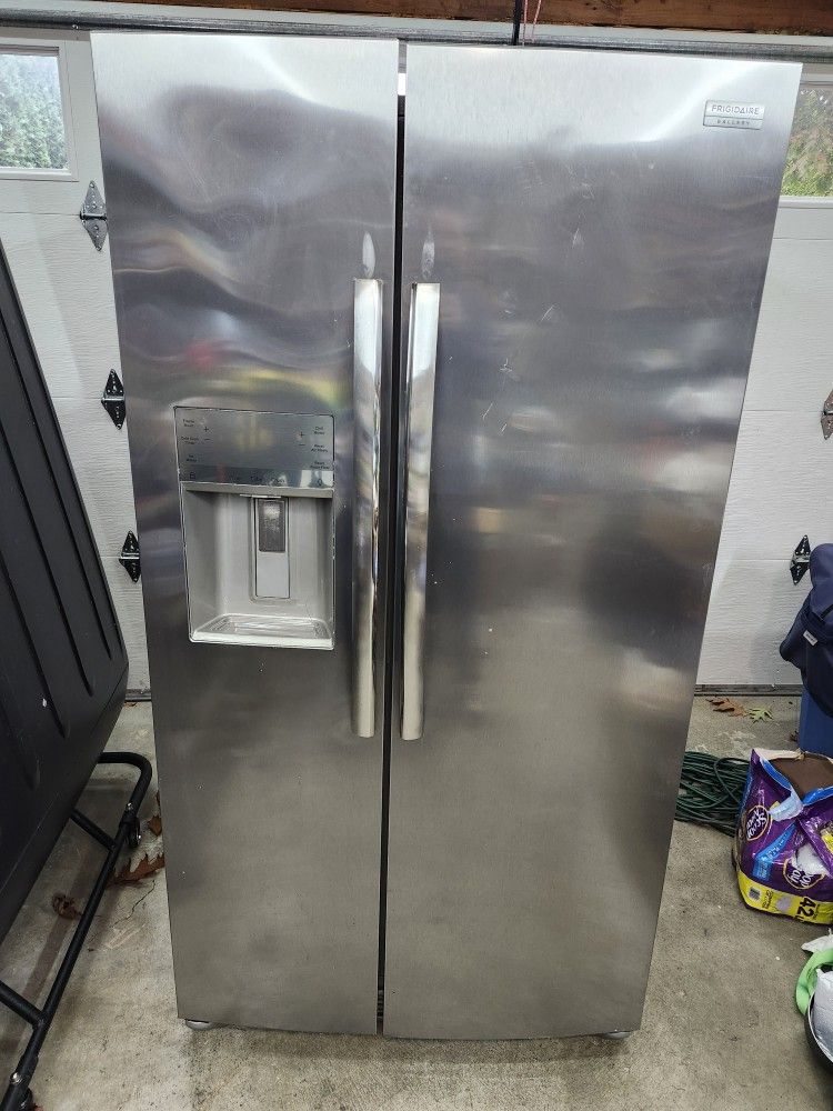 Side By Side Refrigerator