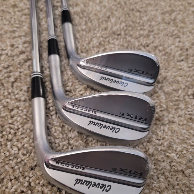 Cleveland golf rtx6 Three wedges 52,56,60 Degree