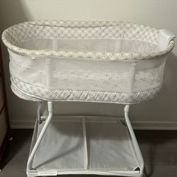 Bassinet 