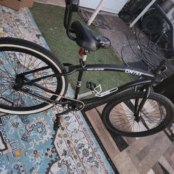 LARGE BIKE  GENESIS 29X5,125  SINGL VERY GOOD TIRES AND NEW TUBES WORK PERFECT EVERYTHING IS GOOD 