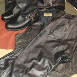 Harley-Davidson Black Leather Riding Outfit Boots Coat Vest And Pants