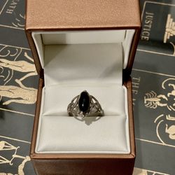 Onyx Ring 