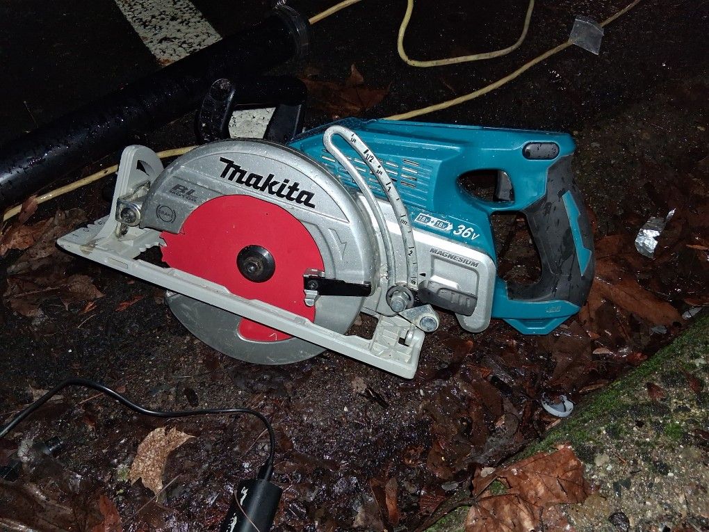 Brushless Makita 18+18=36 Skill Saw