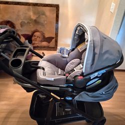 Graco Car Seat And Stroller