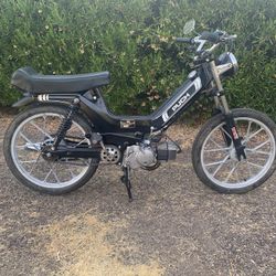 Puch Maxi - Black Custom Moped