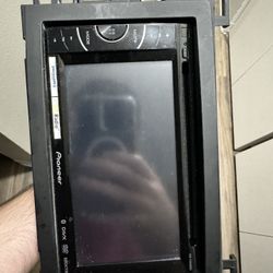 Pioneer 6.1” DVD Receiver Bluetooth