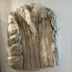 Vintage SAGA Grey/Silver Genuine Fox Fur, Beige Lining And Tan Leather Edging