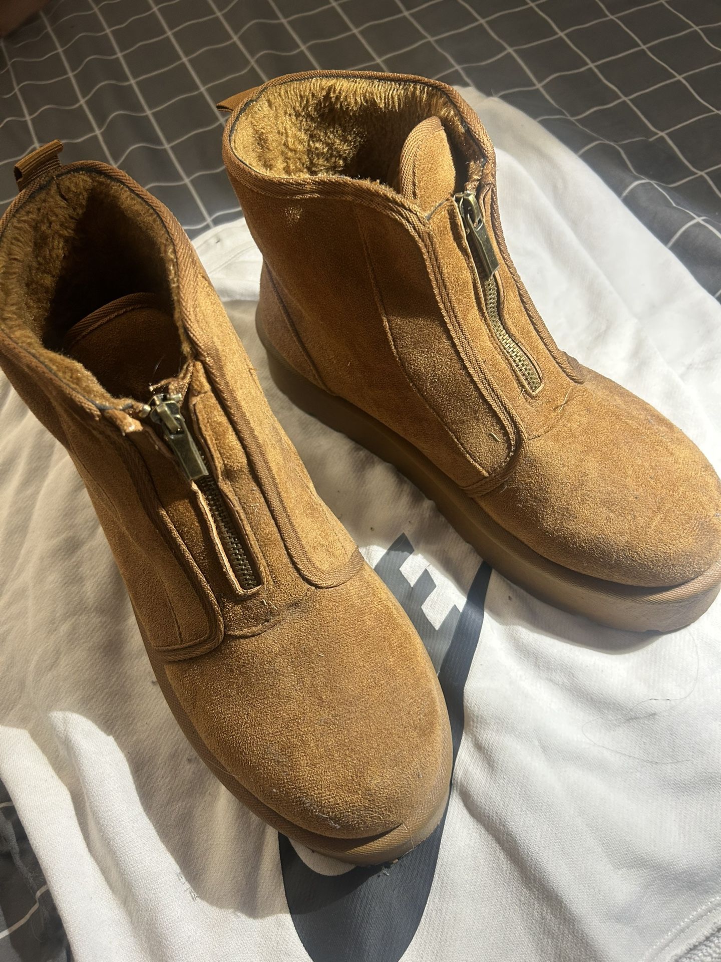 Rouge Fur Boots Size 11