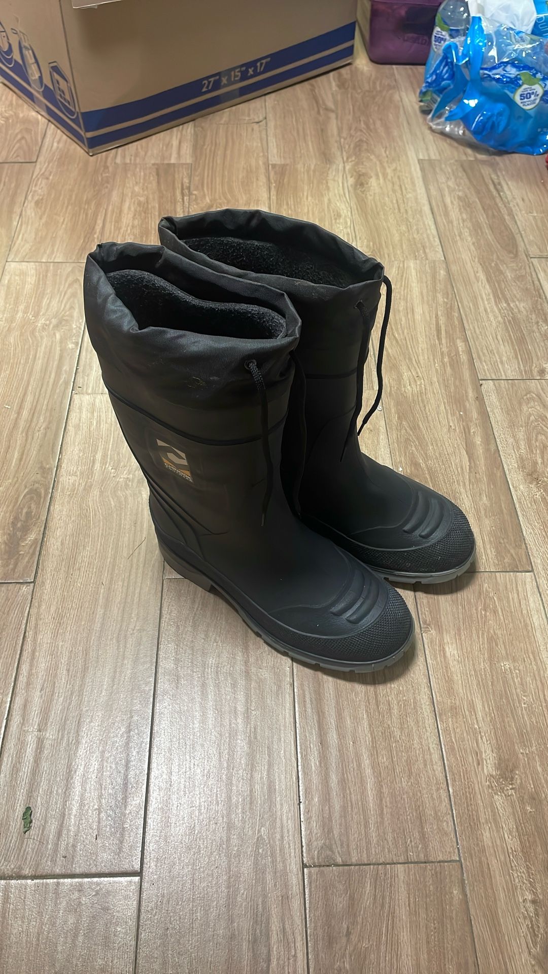 Chinook Insulated Rubber Boots