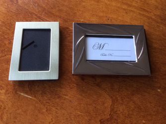 2 picture Frames