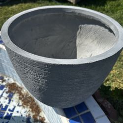 brand new patio ceramic pot in box plant not included 