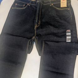 New men Levi's 42x30 jeans