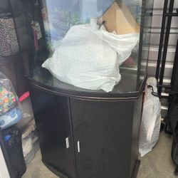 60 Gallon Fish Tank W/accessories 