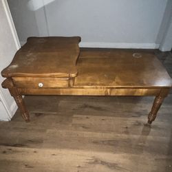 Mid Century Modern Set Of Side Tables