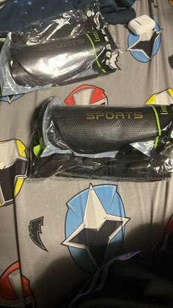 Soccer Shin Guards With Sleeves