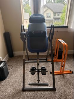 Inversion table