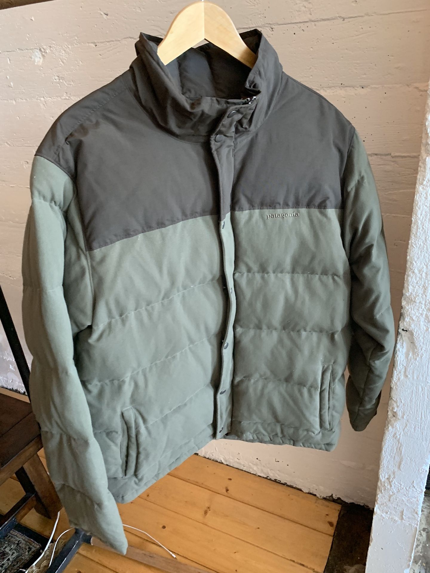 Men’s XL Patagonia bivy down Jacket