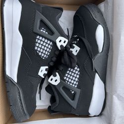 Jordan 4 Retro 
